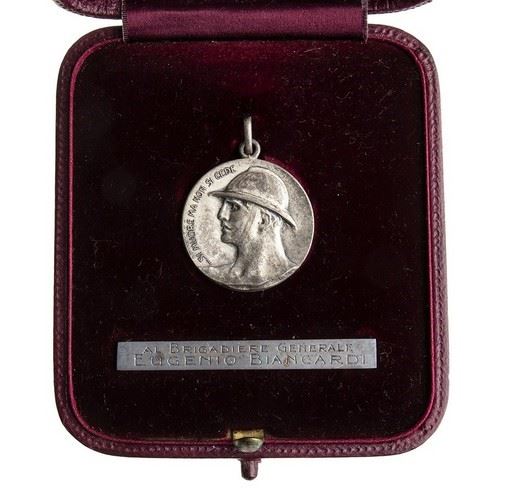 MEDAL TO THE HEROIC INFANT OF ITALY...
