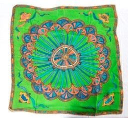 EMILIO PUCCI 
FOULARD IN SETA
1963...  - Asta Fashion & Luxury, Memorabilia e Militaria - Bertolami Fine Art - Casa d'Aste