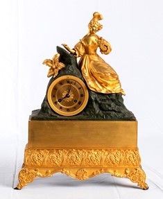 Pendola francese in bronzo dorato raffigurante dama - prima metà del XIX secolo...  - Asta  Mobili e Oggetti d'arte dal XVII all'inizio del XX secolo - Bertolami Fine Art - Casa d'Aste