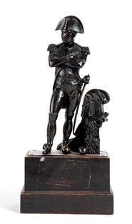 Scultura francese in bronzo raffigurante Napoleone Bonaparte - fine XIX secolo...