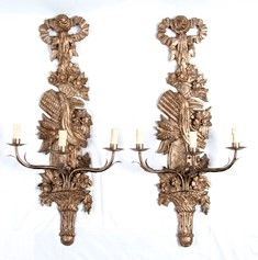 Coppia di applique italiane in legno dorato - Italia centrale,  fine XVIII seco...  - Asta  Mobili e Oggetti d'arte dal XVII all'inizio del XX secolo - Bertolami Fine Art - Casa d'Aste