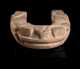 GIOGO IN PIETRA
Messico, cultura classica di Veracruz, 550-950 d.C....  - Auction Arte Asiatica, Africana e Precolombiana - Bertolami Fine Art - Casa d'Aste