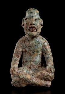 FIGURA SEDUTA IN PIETRA
stile Olmeco...  - Asta Arte Asiatica, Africana e Precolombiana - Bertolami Fine Art - Casa d'Aste