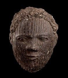 MASCHERA IN TERRACOTTA
Africa...  - Asta Arte Asiatica, Africana e Precolombiana - Bertolami Fine Art - Casa d'Aste