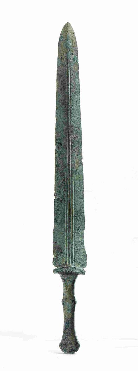DAGA
Iran, area del Lorestan, XI - X secolo a.C.
Fusione piena in bronzo; lungh...