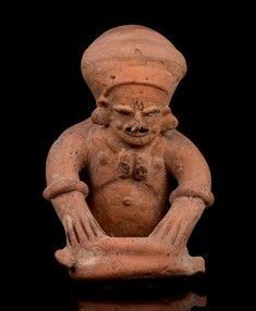 FIGURA IN CERAMICA
Ecuador, cultura Jama-Coaque...  - Auction Arte Asiatica, Africana e Precolombiana - Bertolami Fine Art - Casa d'Aste