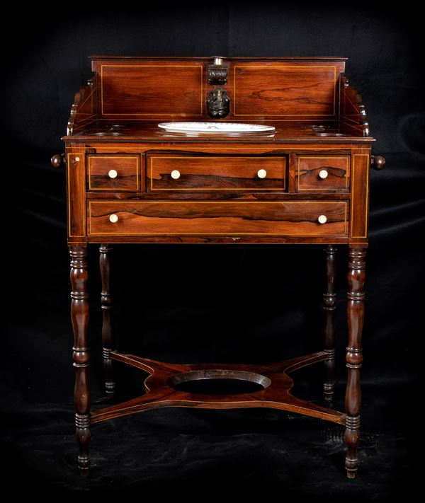 Lavabo di bordo