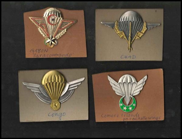 Lotto di 4 brevetti da paracadutista...