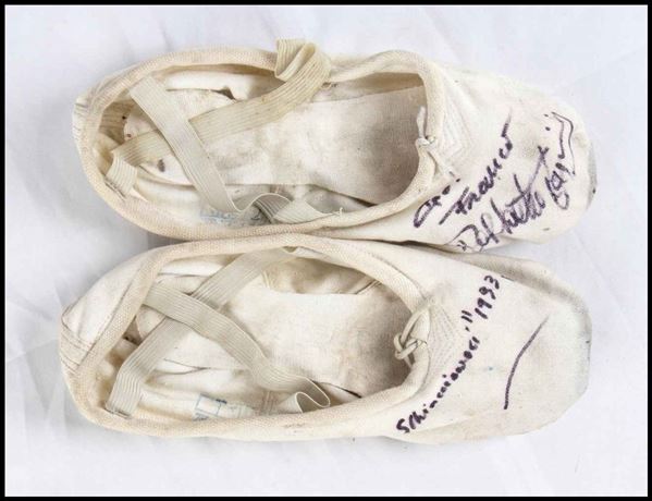 Paganini, Raffaele (Roma, 28 settembre 1958) - Scarpe da danza autografate...