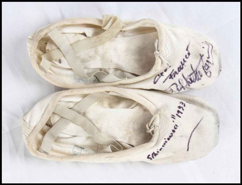 Paganini, Raffaele (roma, 28 Settembre 1958) - Scarpe da Danza Autografate