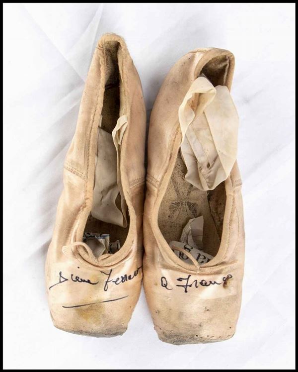 Scarpe da danza autografate...