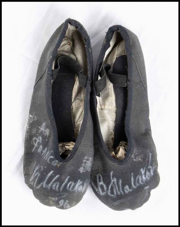 Malakov, Vladimir (Kryvyi Rih / Krivoj Rog, 1968) - Scarpe da danza autografate...