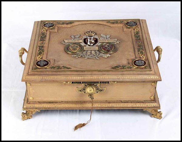 Austria, Box in wood and enamels...  (Historical memorabilia...)  - Auction Memorabilia. History & Movie - Bertolami Fine Art - Casa d'Aste