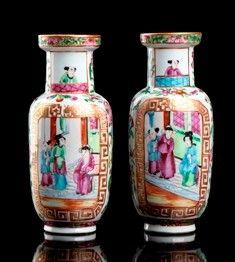 COPPIA DI PICCOLI VASI IN PORCELLANA &#8216;CANTON&#8217; CON DECORO A SMALTI POLICROMI : Cina, XIX-XX secolo

A sezione circolare, presentano sulla superficie esterna u...  - Auction Arte Asiatica e Tribale - Bertolami Fine Art - Casa d'Aste