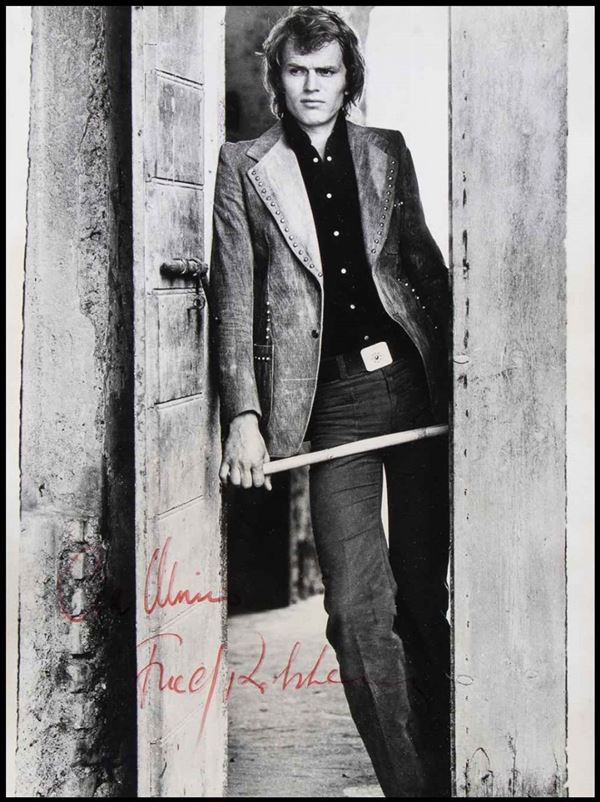 Robsahm, Fred  (Oslo, 29 giugno 1943 &#8211; Lillesand, 26 marzo 2015) - Foto autografata ...