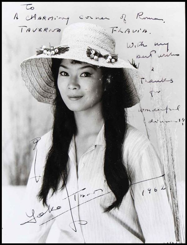 Tani, Yoko (Parigi, 2 agosto 1928 &#8211; Parigi, 19 aprile 1999)) - Foto autografata ...
