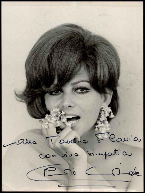 Cardinale, Claudia unisi, 15 Aprile 1938) - Foto autografata...