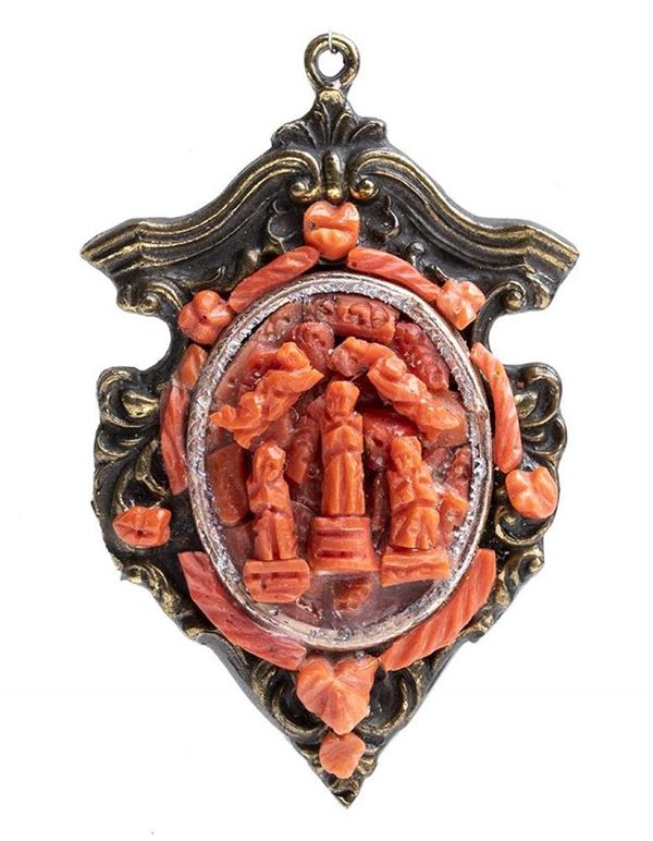 Medaglione pendente italiano in bronzo e corallo - XIX secolo...