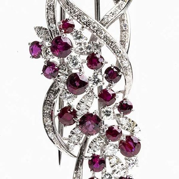 Ruby diamonds floral gold brooch...