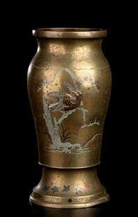 VASO A BALAUSTRO IN BRONZO CON DECORO AGEMINATO : Giappone, periodo Meiji

32 x 15 cm

Provenienza: collezione privata italiana....  - Asta Arte Asiatica e Tribale - Bertolami Fine Art - Casa d'Aste