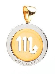 Pendente tondo segno zodiacale scorpione in oro e acciaio, collana con ciondolo...