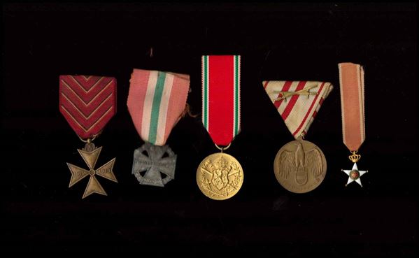 Lot of 4 medals and a miniature...