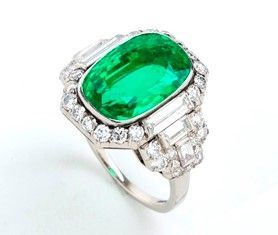Anello in stile deco' in platino con smeraldo e diamanti - firmato BULGARI ...
