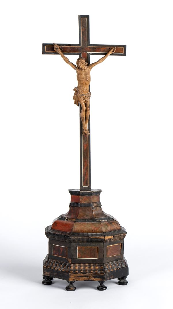 Italian wood and tortoiseshell crucifix - 18th century