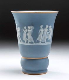 Vaso in porcellana di Limoges...  - Asta Mobili, vetri Gallé, Tappeti e Oggetti d'arte dal XVII all'inizio del XX secolo - Bertolami Fine Art - Casa d'Aste