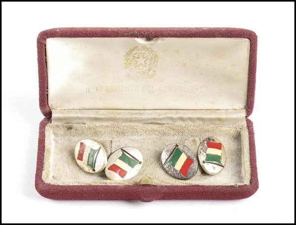 Pair of cufflinks Italian Republic...