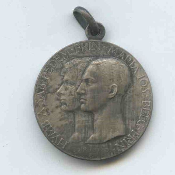 Wedding medal Umberto of Savoy and Maria José of Belgium...