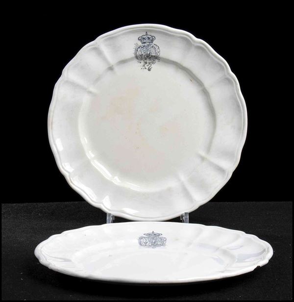 Pair of Richard plates with coat of arms...  (Casa Savoia e corti europee...)  - Auction Militaria, Medals and Orders of Chivalry - Bertolami Fine Art - Casa d'Aste