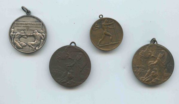 Lot of 4 medals...  (Ordini Cavallereschi e Medaglie...)  - Auction Militaria, Medals and Orders of Chivalry - Bertolami Fine Art - Casa d'Aste