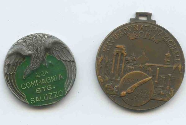 Alpine medal and badges...  (Ordini Cavallereschi e Medaglie...)  - Auction Militaria, Medals and Orders of Chivalry - Bertolami Fine Art - Casa d'Aste
