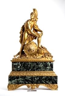 Orologio da tavolo in bronzo - Francia, inizio XIX secolo...