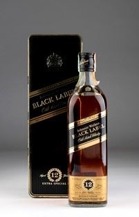 Johnnie Walker, Black Label 12 Year Old Blended Scotch Whisky...  - Auction Vini e Distillati. Pregiati da Collezione e d'Annata. - Bertolami Fine Art - Casa d'Aste