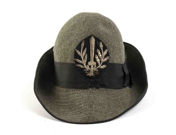 Great WarAlpine marshal hat of the Arditi d'Italia national association...