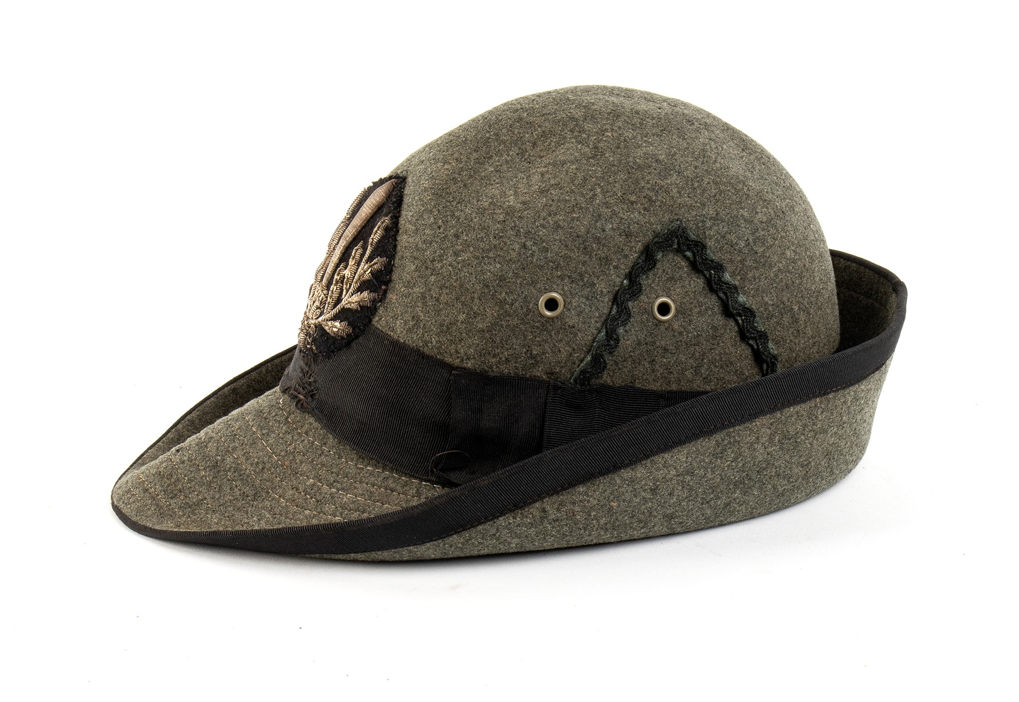 Cappello alla Alpina da Maresciallo Dell'associazione Nazionale Arditi D'italia