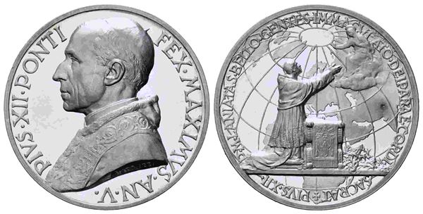 CITTA' DEL VATICANO. Pio XII (1939-1958). Medaglia in argento (44,02 mm – 37,83...  - Asta Monete e medaglie moderne Italiane ed Estere - Bertolami Fine Art - Casa d'Aste