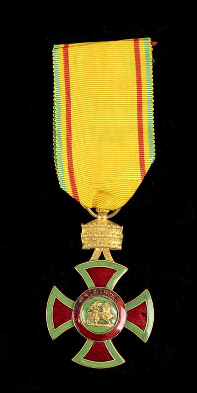 Ordine di Menelik, Insegna di Cavaliere