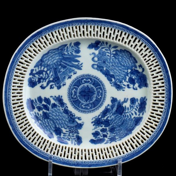 VASSOIO OVALE IN PORCELLANA 'BIANCO E BLU