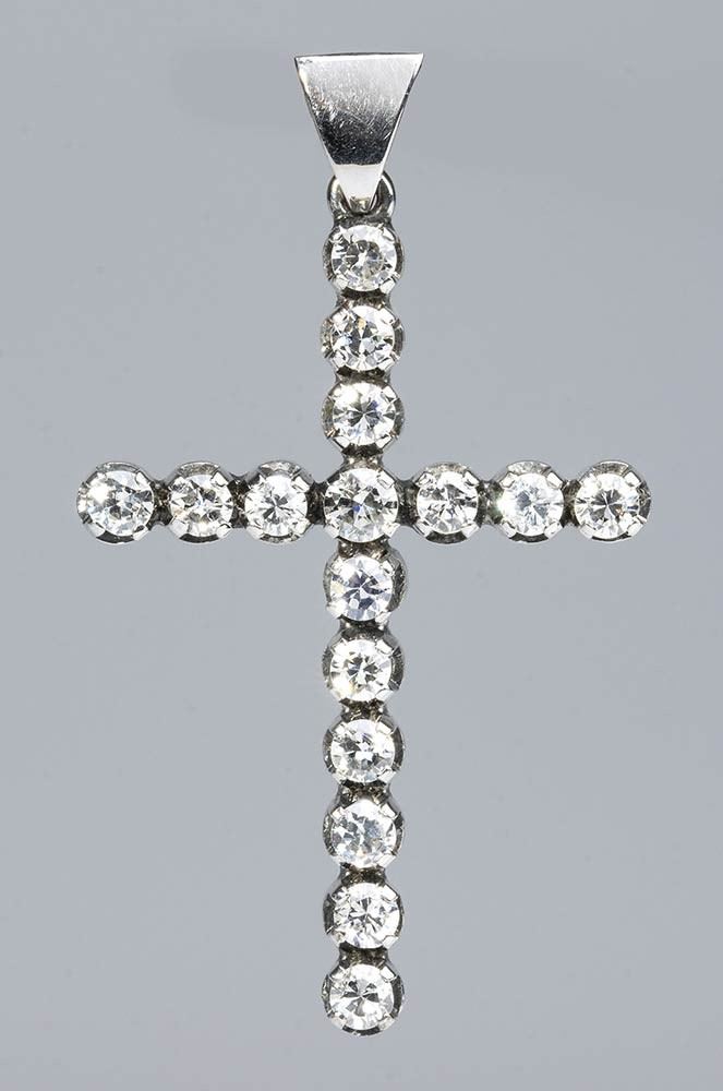 Pendente a Forma di Croce con Diamanti...