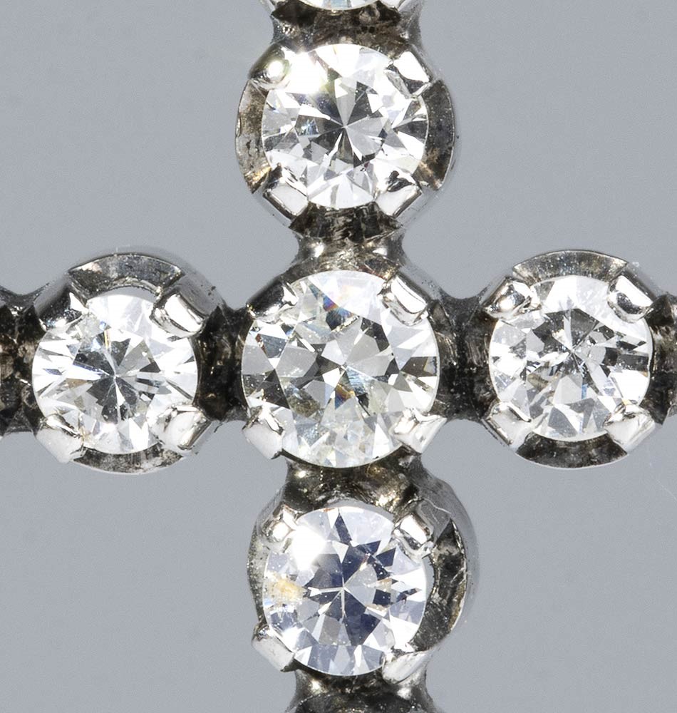 Pendente a Forma di Croce con Diamanti...