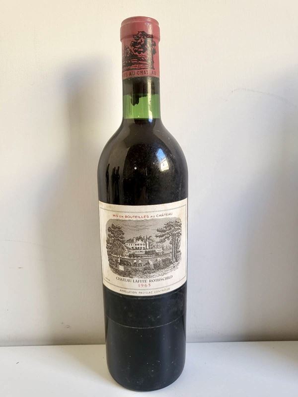 Château Lafite Rothschild, Premier Grand Cru Classé...  - Asta Vini e Distillati. Pregiati da Collezione e d'Annata. - Bertolami Fine Art - Casa d'Aste