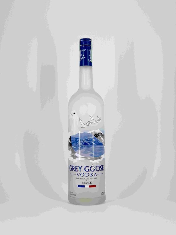 Grey Goose Original Vodka  - Asta Whisky & Whiskey and other Fine Spirits - Bertolami Fine Art - Casa d'Aste