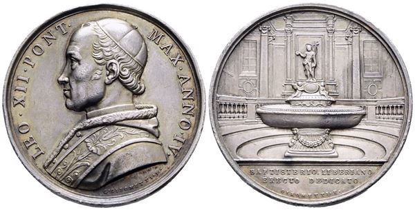 STATO PONTIFICIO. Leone XII (1823-1829). Medaglia annuale 1827 IV per il battistero in Santa Maria Maggiore. Ag; 32,50gr; 42,50mm; Minimi colpetti.