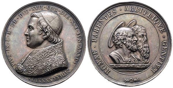STATO PONTIFICIO. Pio IX (1846-1878). Medaglia annuale 1846 I per l'elezione al pontificato "SS Pietro e Paolo". Ag; 33,70gr; 43,7mm; Colpi al bordo.